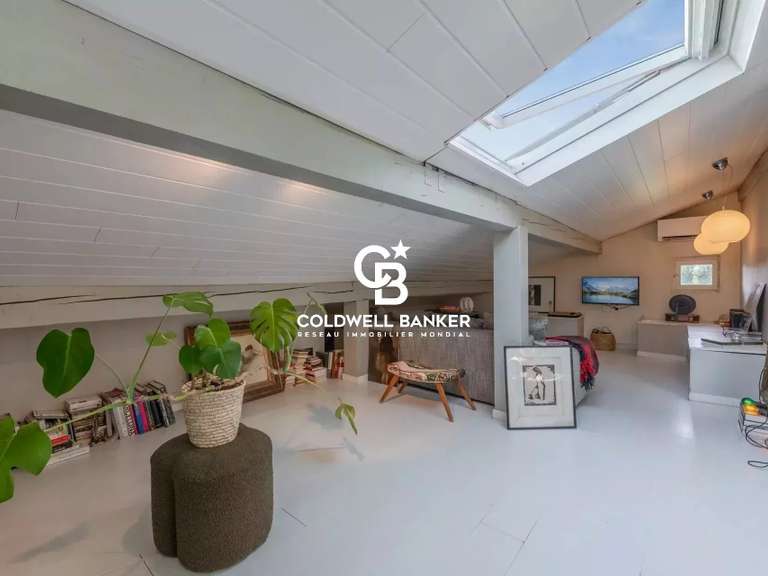 Maison Vétraz-Monthoux - 4 chambres - 179m²