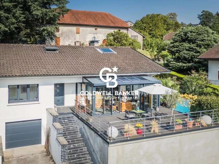 Maison Vétraz-Monthoux - 4 chambres - 179m²