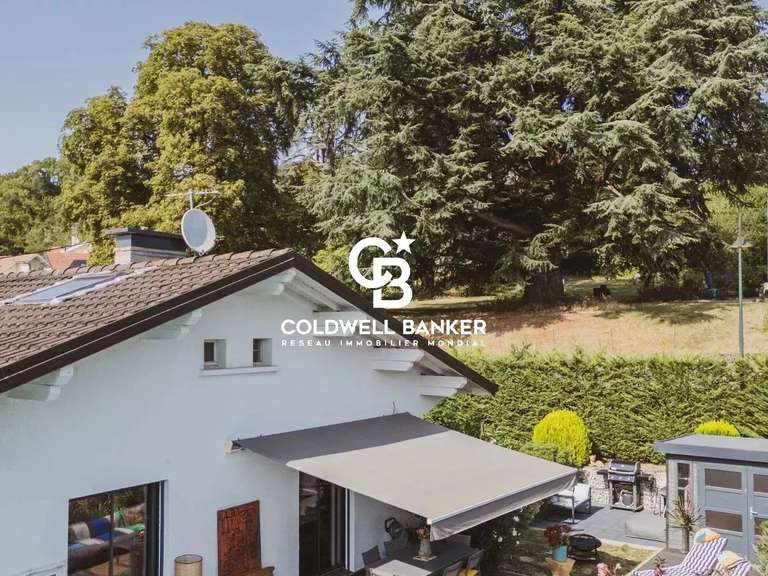 Maison Vétraz-Monthoux - 4 chambres - 179m²