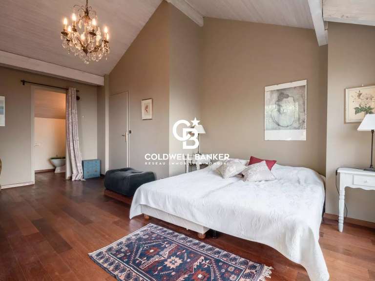 Maison Vétraz-Monthoux - 6 chambres - 285m²