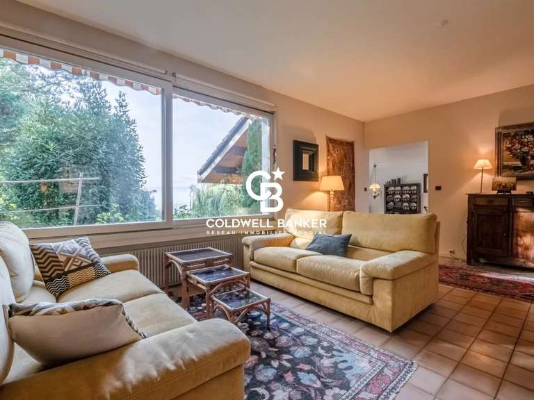 Maison Vétraz-Monthoux - 6 chambres - 285m²