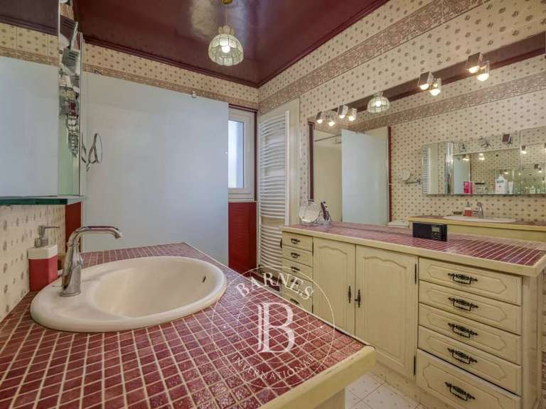 Maison Vétraz-Monthoux - 3214m²