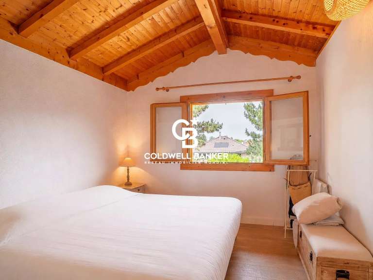 Maison Vétraz-Monthoux - 5 chambres - 170m²