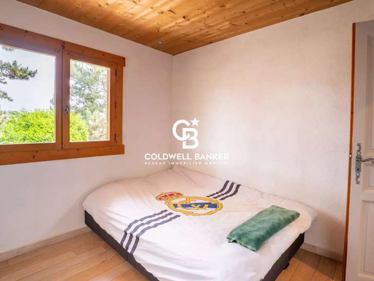 Maison Vétraz-Monthoux - 5 chambres - 170m²