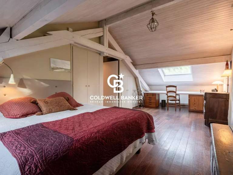 Maison Vétraz-Monthoux - 6 chambres - 285m²