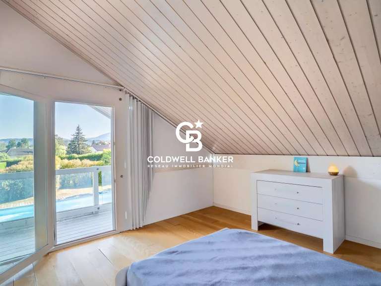 Maison Vétraz-Monthoux - 4 chambres - 200m²