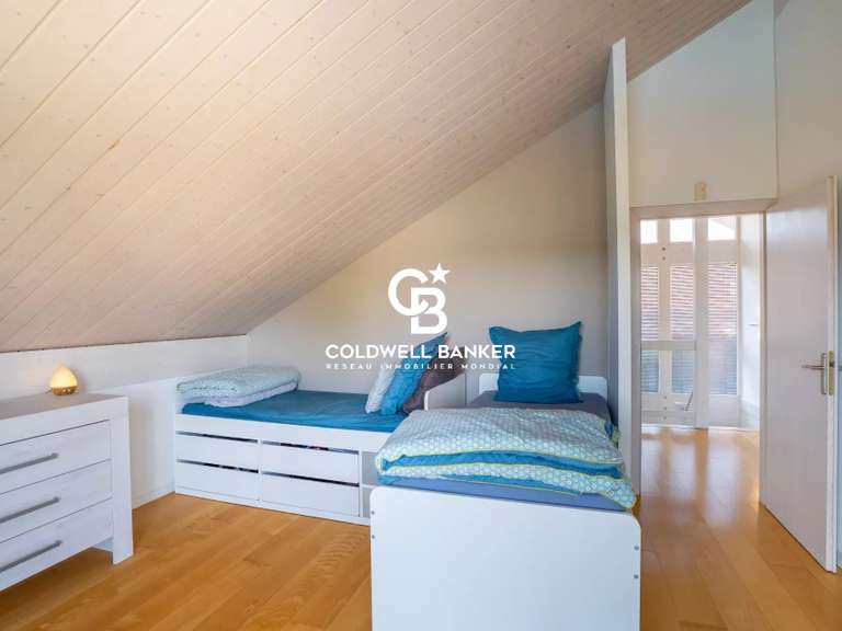 Maison Vétraz-Monthoux - 4 chambres - 200m²