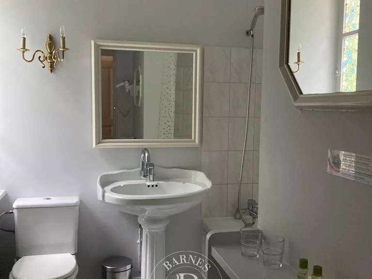Château Veuves - 16 chambres - 558m²