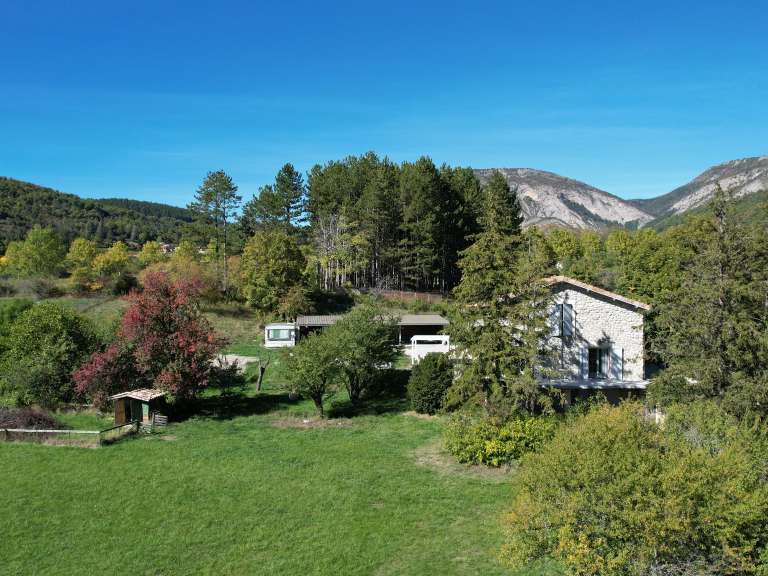 Maison Veynes - 4 chambres - 230m²