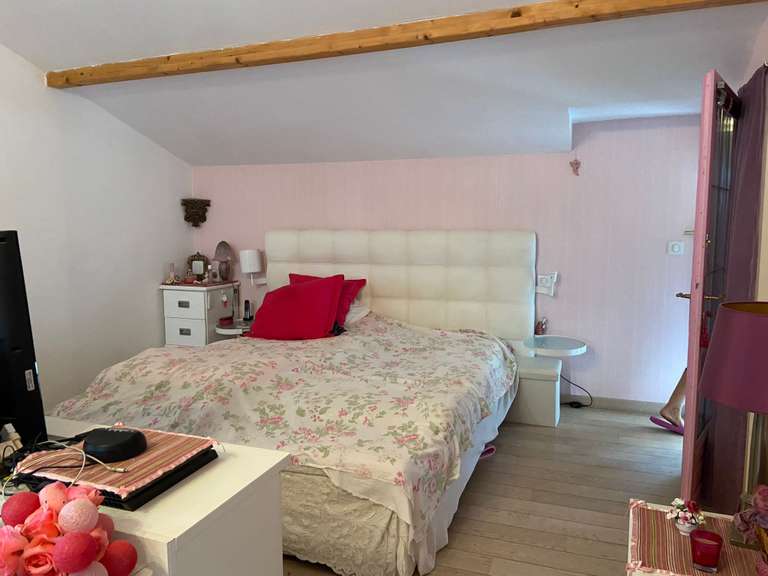 Maison Veynes - 4 chambres - 230m²
