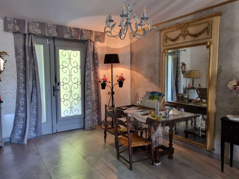 Maison Veynes - 4 chambres - 230m²