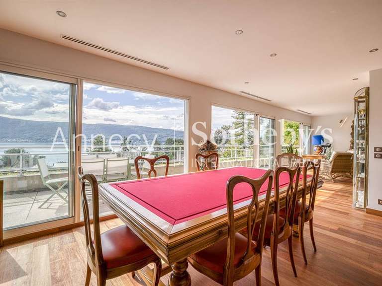 Appartement Veyrier-du-Lac - 6 chambres - 230m²