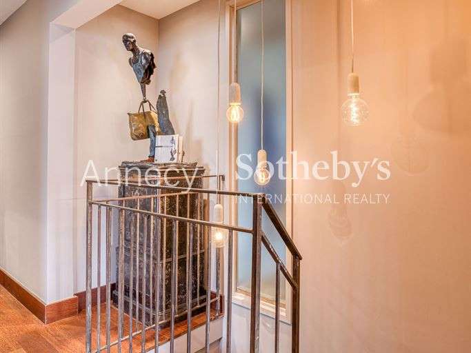 Appartement Veyrier-du-Lac - 6 chambres - 230m²