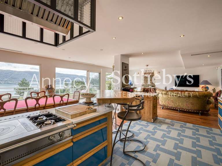 Appartement Veyrier-du-Lac - 4 chambres - 163m²