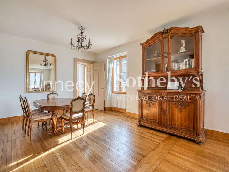 Appartement Veyrier-du-Lac - 7 chambres - 230m²