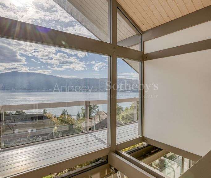 House Veyrier-du-Lac - 4 bedrooms - 323m²