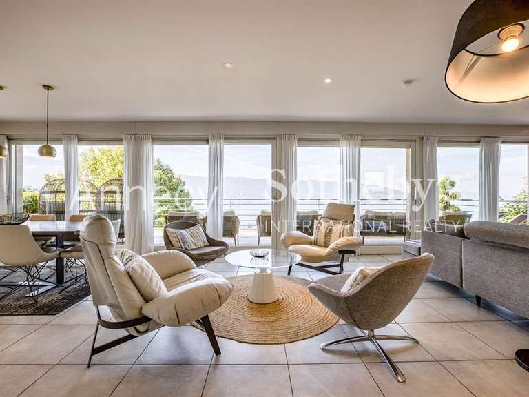 House Veyrier-du-Lac - 4 bedrooms - 178m²