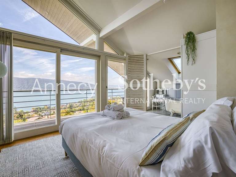 House Veyrier-du-Lac - 4 bedrooms - 178m²