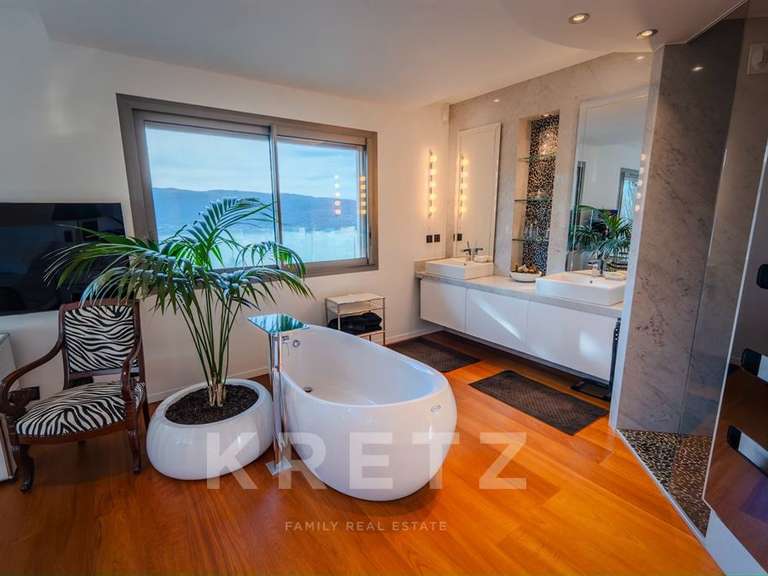 Maison Veyrier-du-Lac - 5 chambres - 442m²