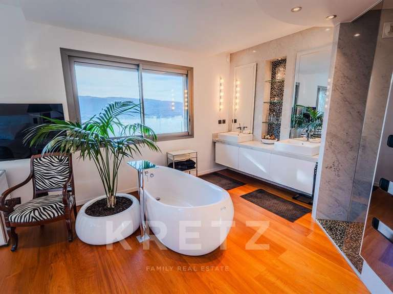 Maison Veyrier-du-Lac - 5 chambres - 442m²