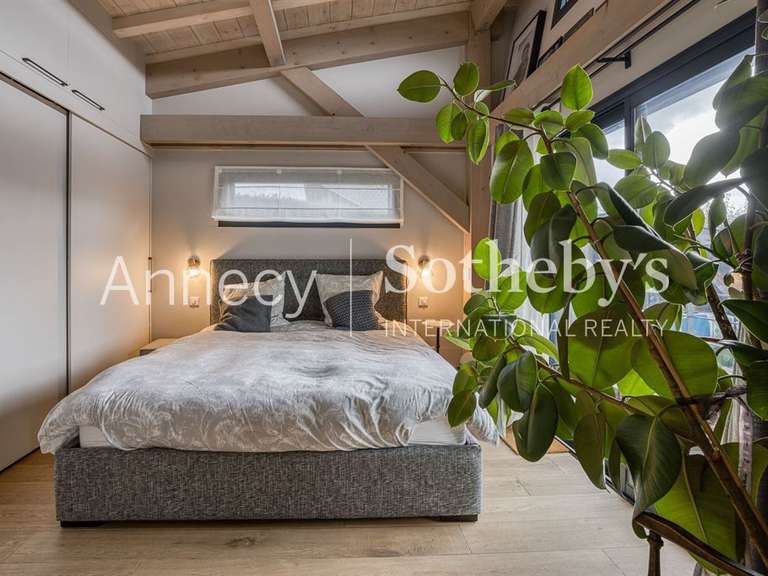 Maison Veyrier-du-Lac - 4 chambres - 199m²