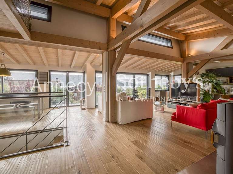 Maison Veyrier-du-Lac - 4 chambres - 199m²