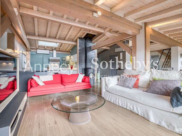 Maison Veyrier-du-Lac - 4 chambres - 199m²