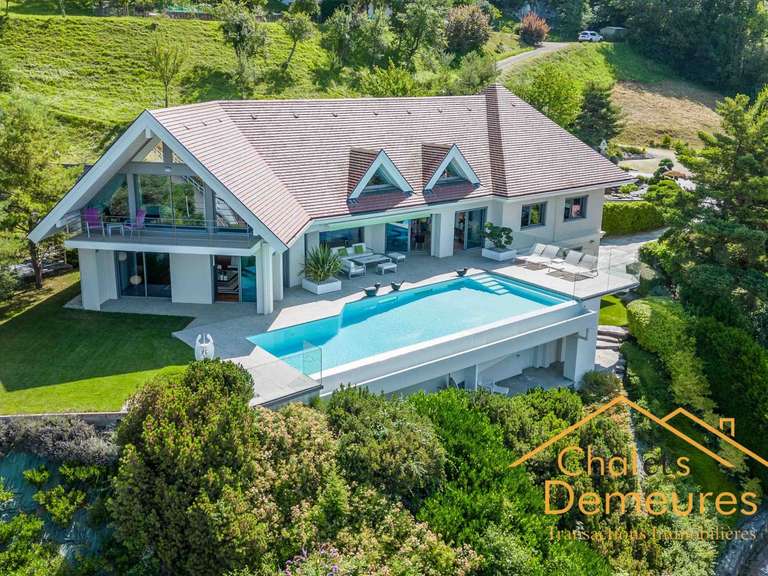 Maison Veyrier-du-Lac - 5 chambres - 600m²