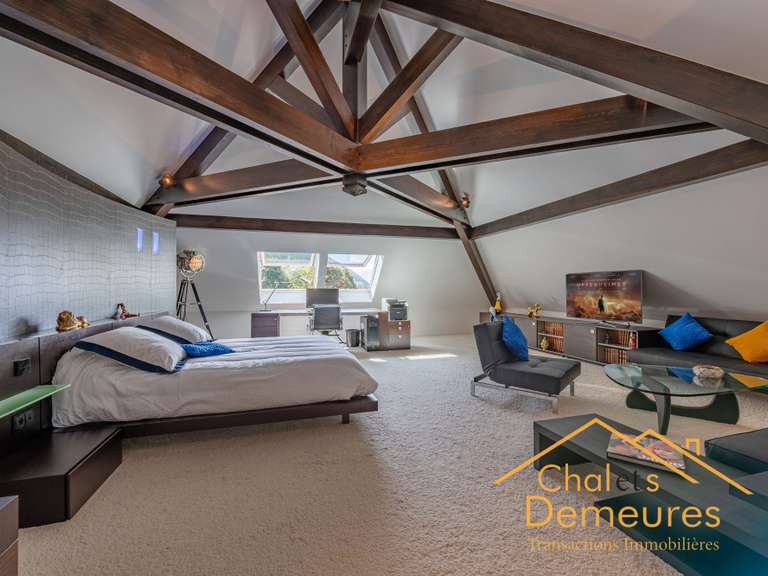 Maison Veyrier-du-Lac - 5 chambres - 600m²