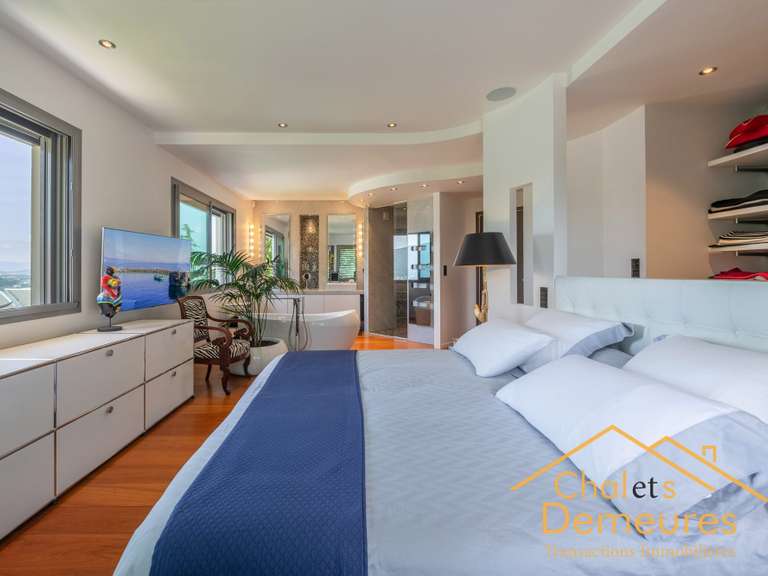 Maison Veyrier-du-Lac - 5 chambres - 600m²