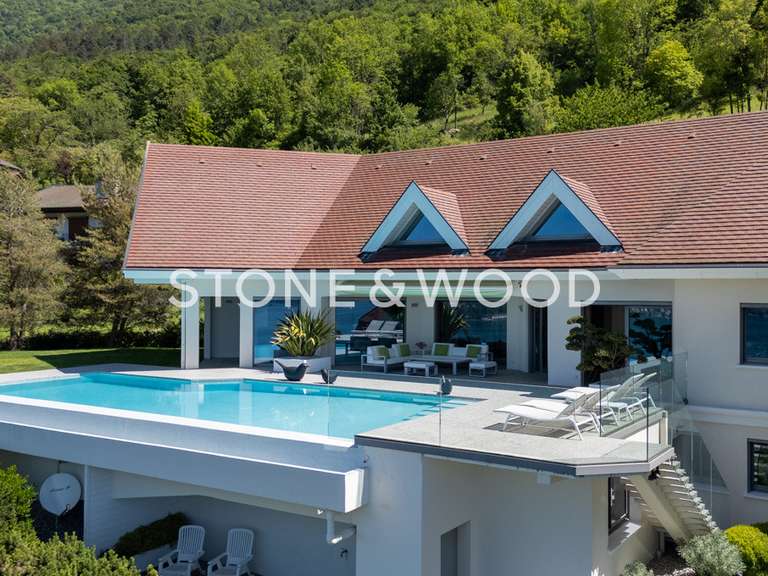 Maison Veyrier-du-Lac - 4 chambres - 450m²
