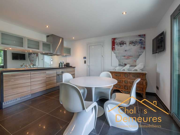 Maison Veyrier-du-Lac - 5 chambres - 600m²