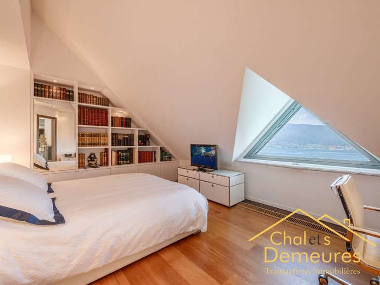 Maison Veyrier-du-Lac - 5 chambres - 600m²