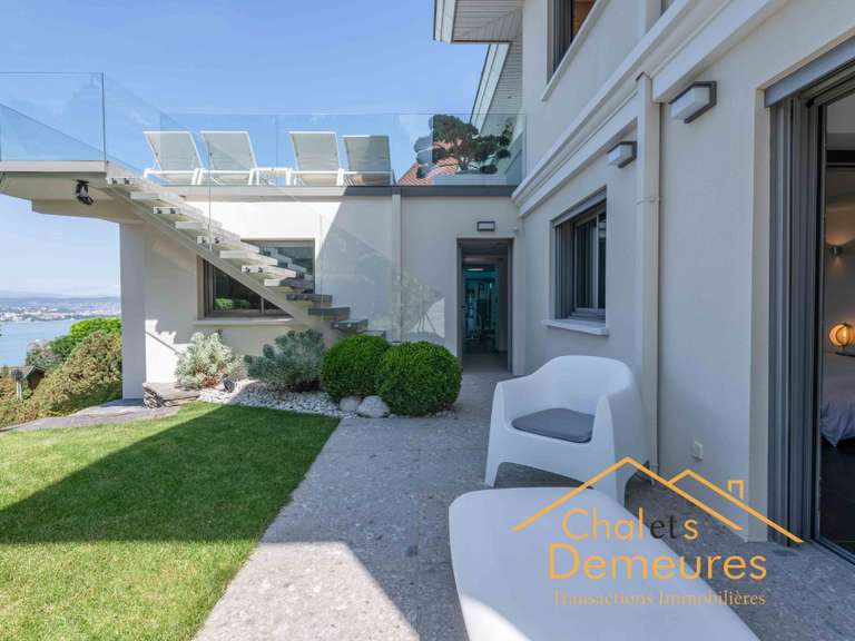 Maison Veyrier-du-Lac - 5 chambres - 600m²