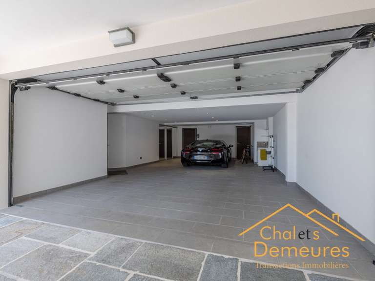 Maison Veyrier-du-Lac - 5 chambres - 600m²