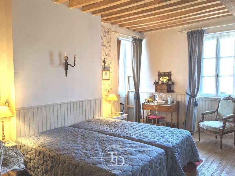 Maison Vézelay - 8 chambres