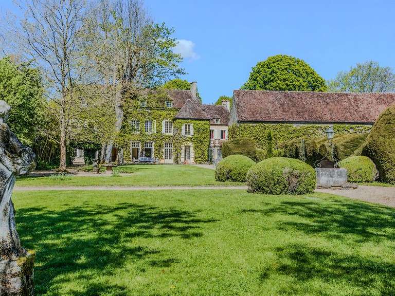 Manor Vézelay - 8 bedrooms - 600m²