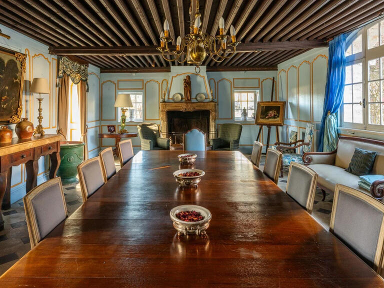 Propriété Vézelay - 8 chambres - 1700m²
