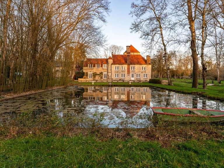 Propriété Vézelay - 8 chambres - 1700m²