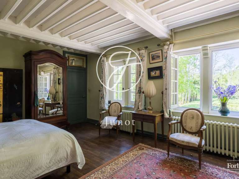 Propriété Vézelay - 8 chambres - 1700m²