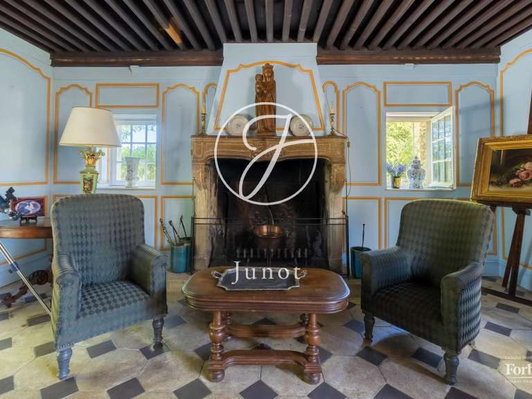 Propriété Vézelay - 8 chambres - 1700m²