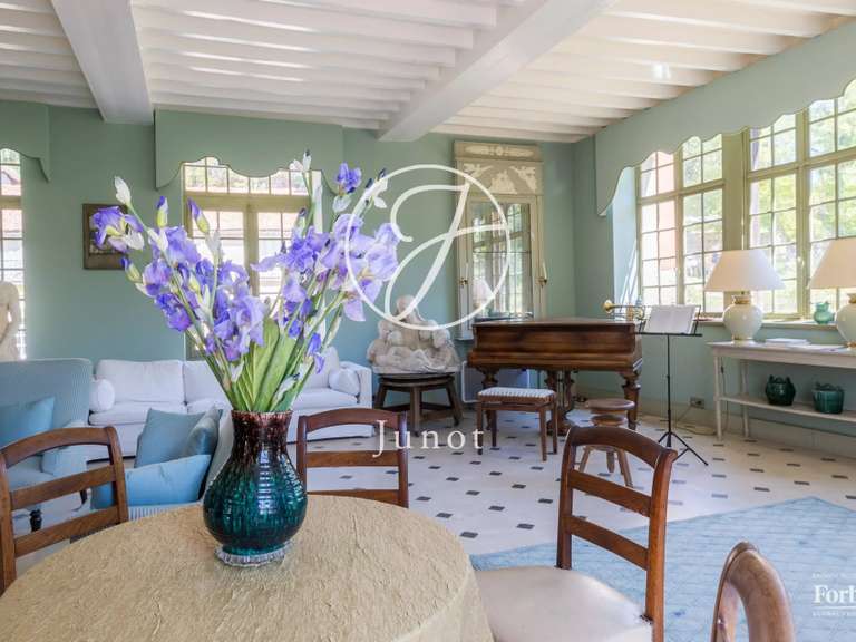 Propriété Vézelay - 8 chambres - 1700m²
