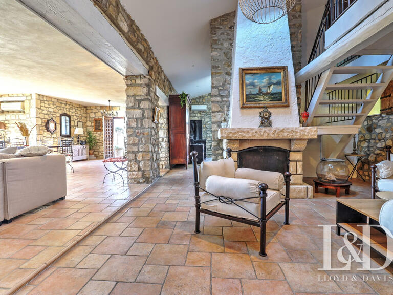 Maison Vézénobres - 5 chambres - 233m²