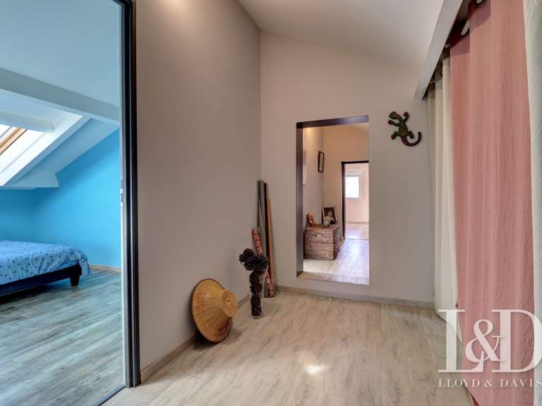 Maison Vézénobres - 6 chambres - 173m²