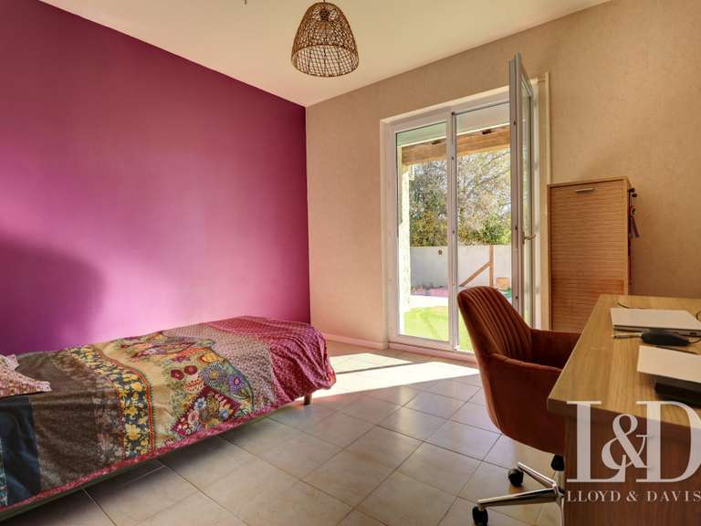 Maison Vézénobres - 6 chambres - 173m²