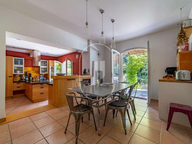 Maison Vézénobres - 4 chambres - 217m²