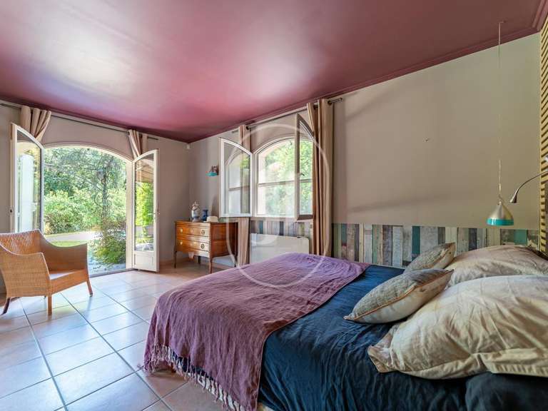 Maison Vézénobres - 4 chambres - 217m²