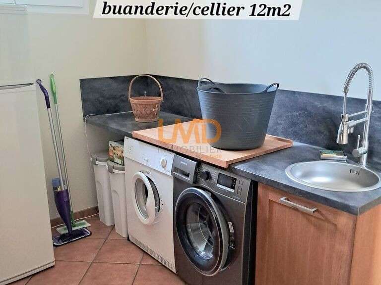 Maison Vézénobres - 3 chambres - 182m²