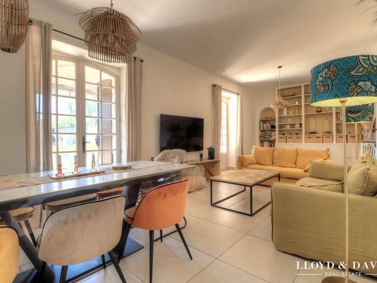 Maison Vézénobres - 5 chambres - 171m²