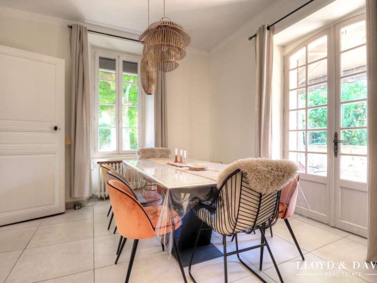 Maison Vézénobres - 5 chambres - 171m²